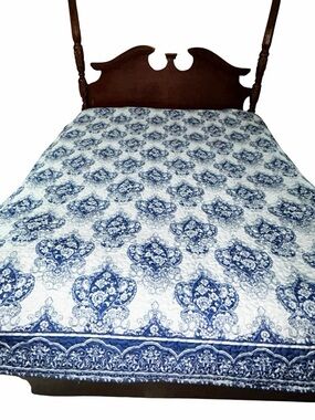 Blue & White Reversible Medallion Quilted Queen Size Cottage Farmhouse